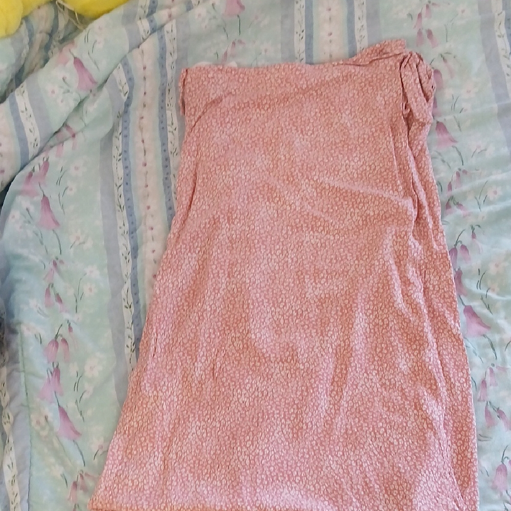 Elegant Pink Women's Skirt